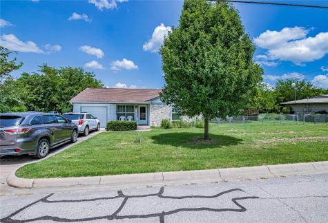 118 N Cherry Lane Granbury TX 76048