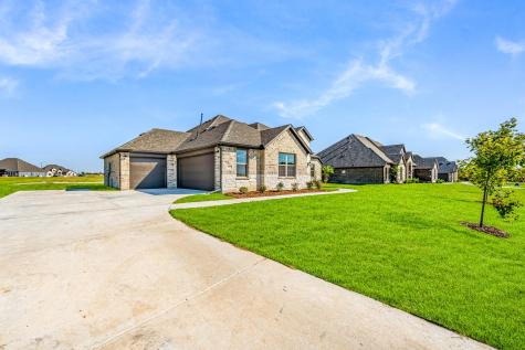 8355 Forest Glade Greenville TX 75402