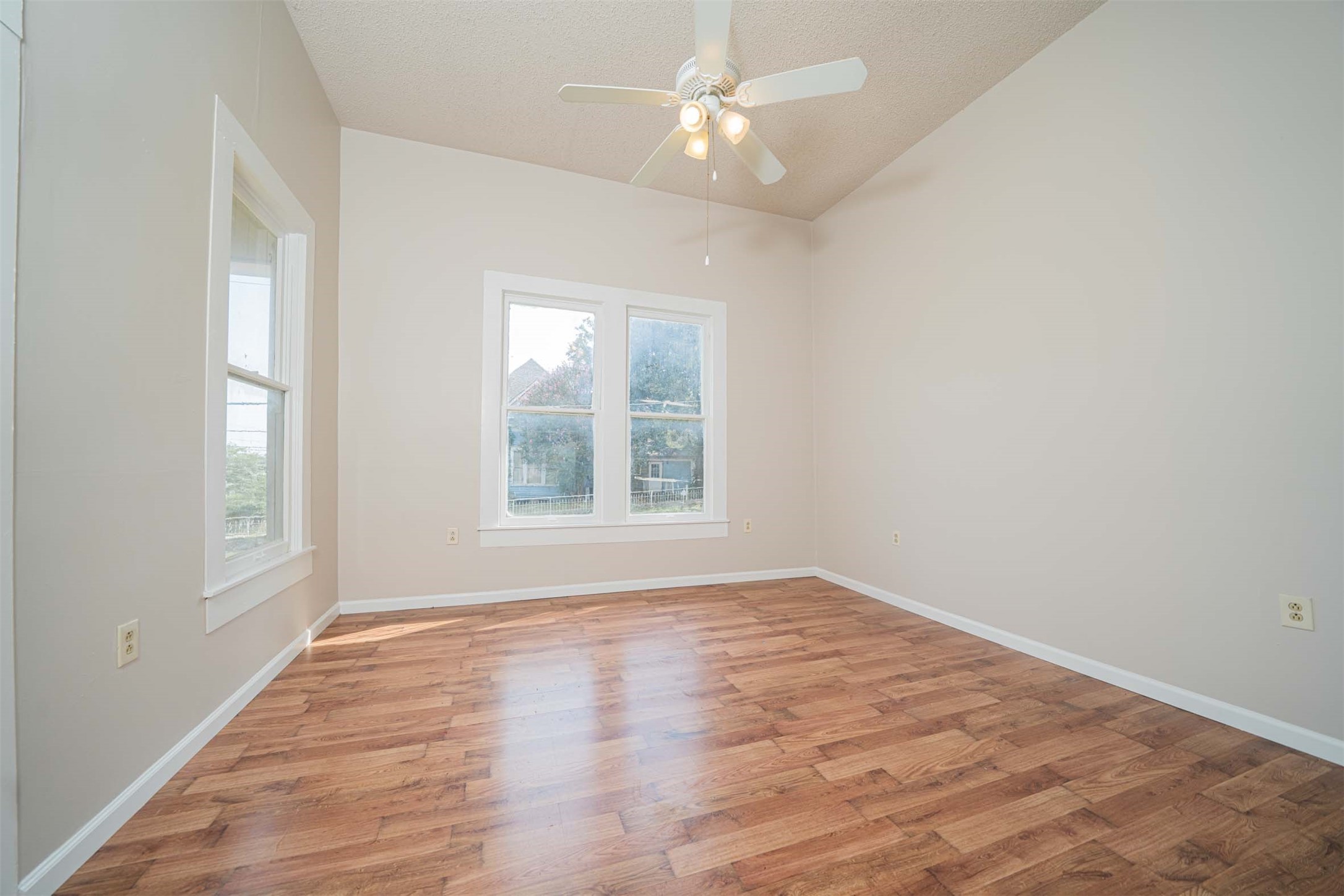 100 W Groves Street Big Sandy TX 75755