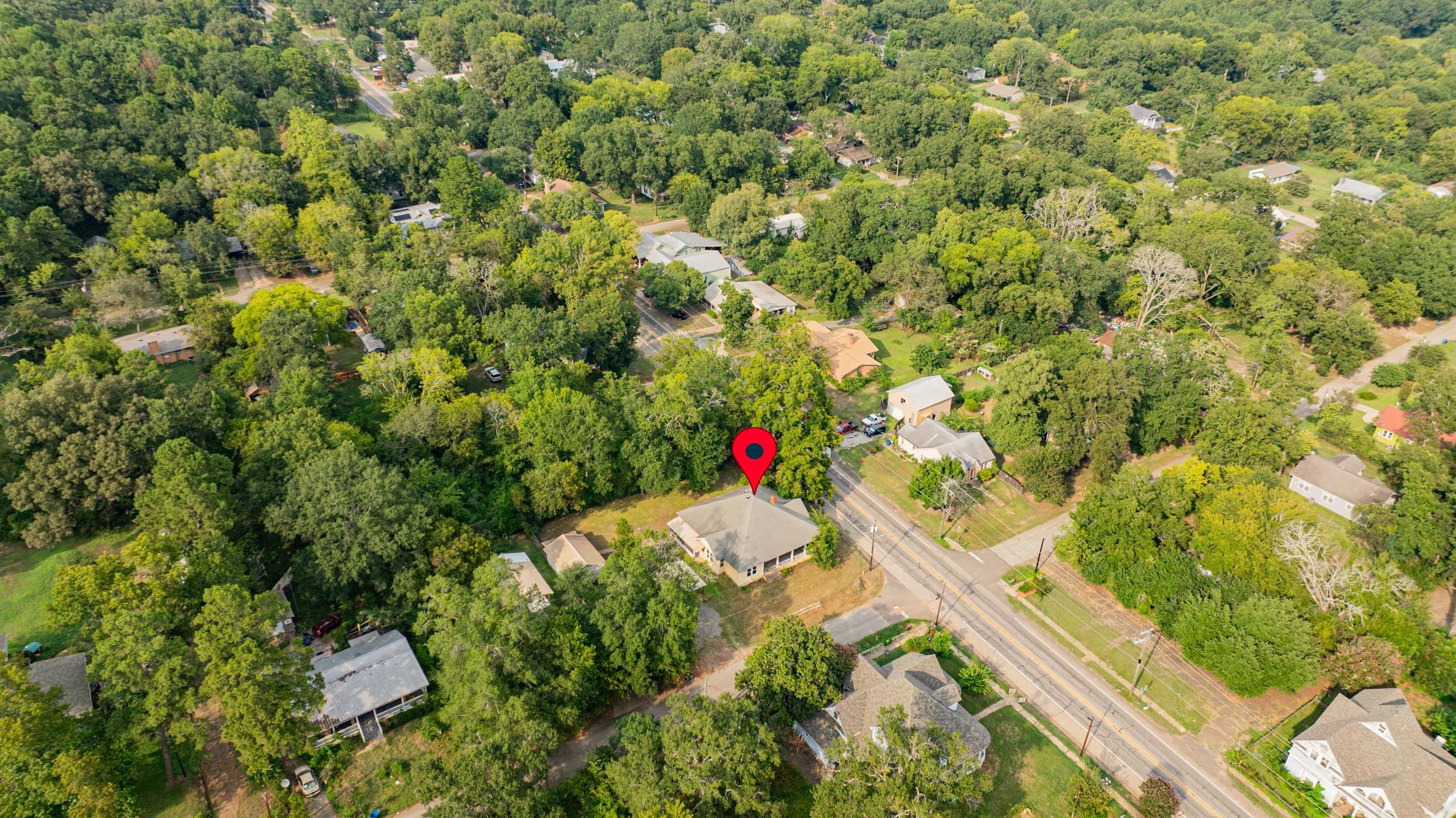 100 W Groves Street Big Sandy TX 75755