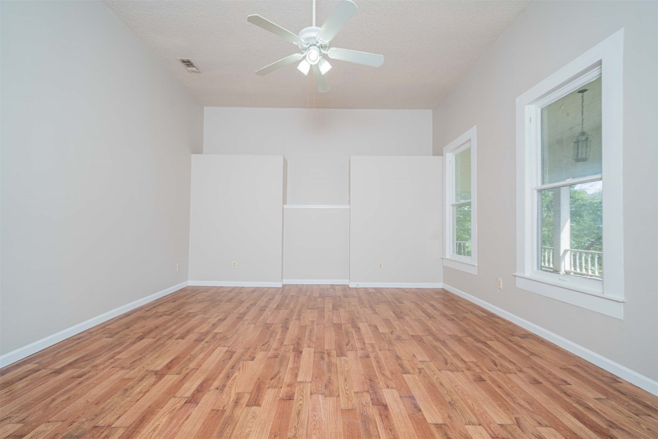 100 W Groves Street Big Sandy TX 75755