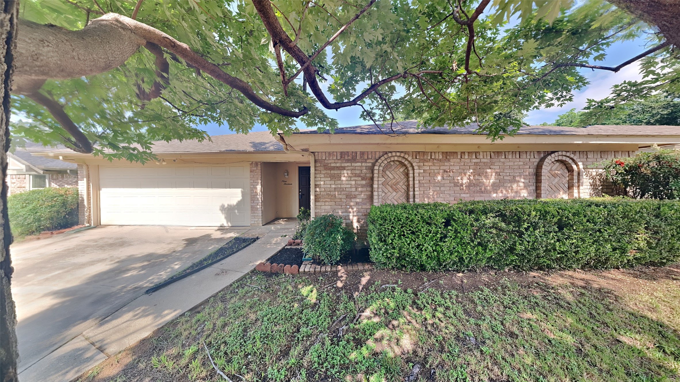 913 Columbus Court Bedford TX 76022