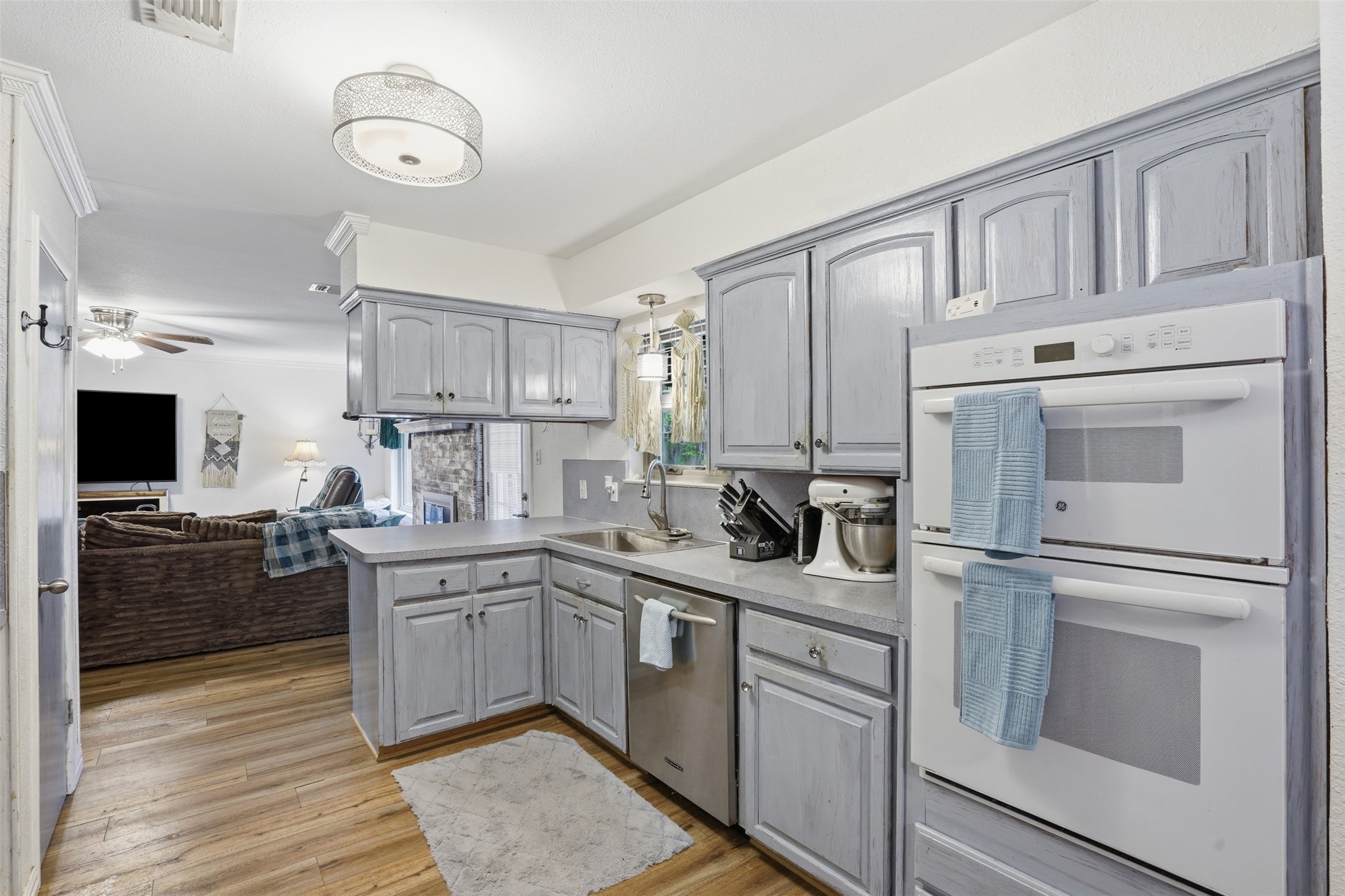 1233 Greenbriar Lane Cleburne TX 76033