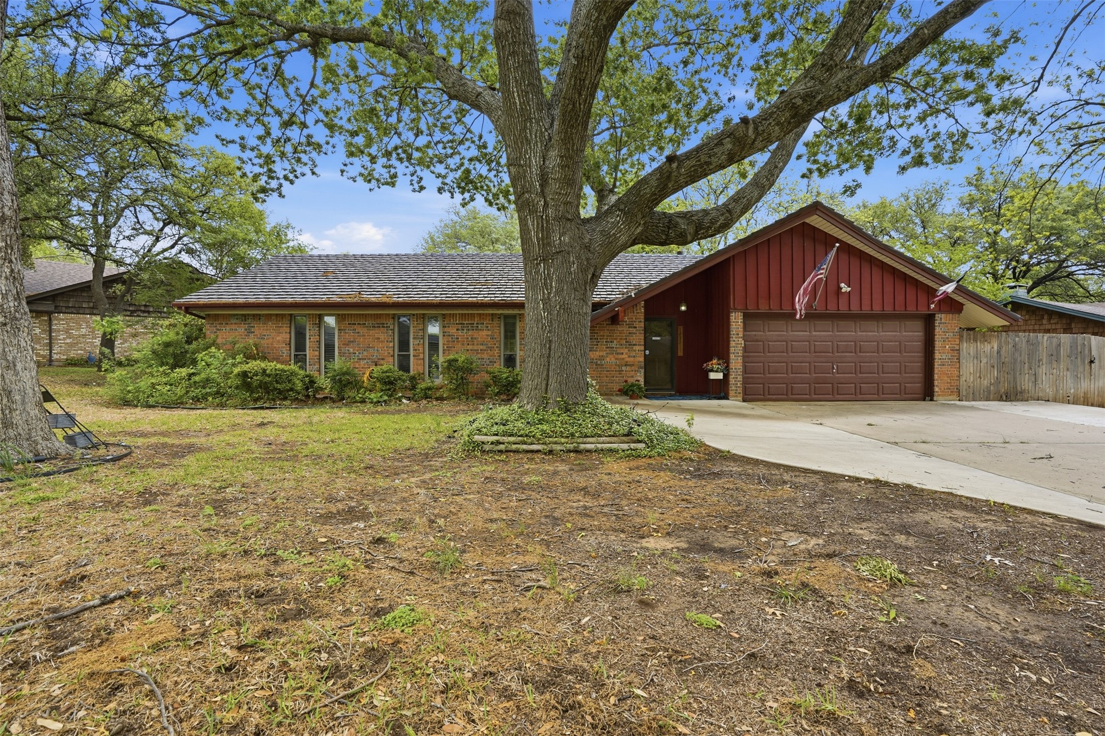 1233 Greenbriar Lane Cleburne TX 76033