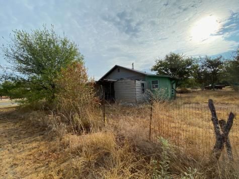 503 E Elliott Street Breckenridge TX 76424