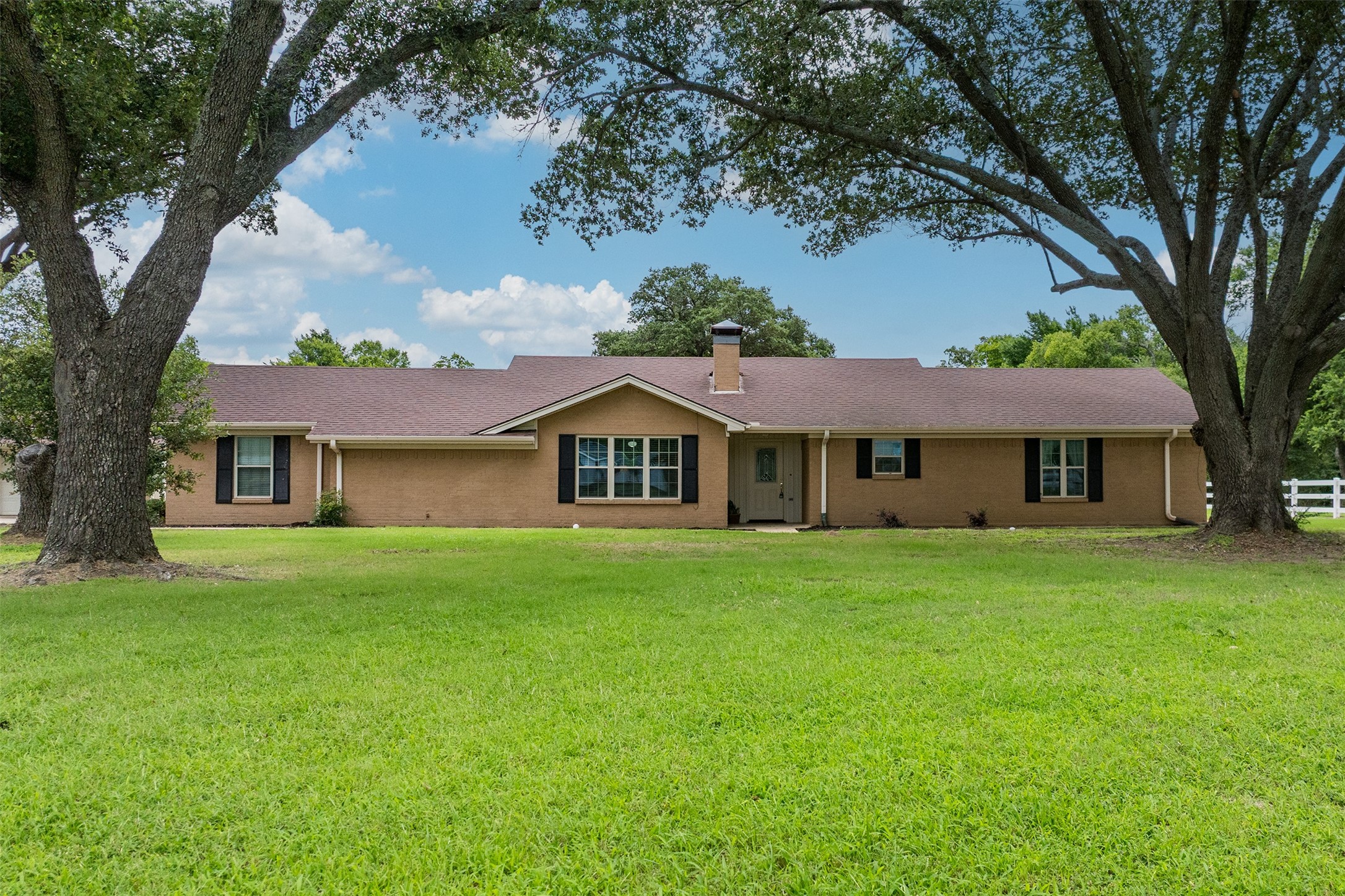 11608 State Highway 19 N Athens TX 75752