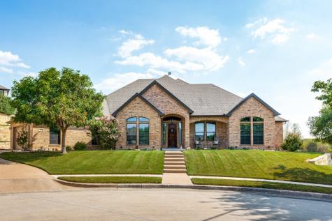 8004 Echo Hills Court S Benbrook TX 76126