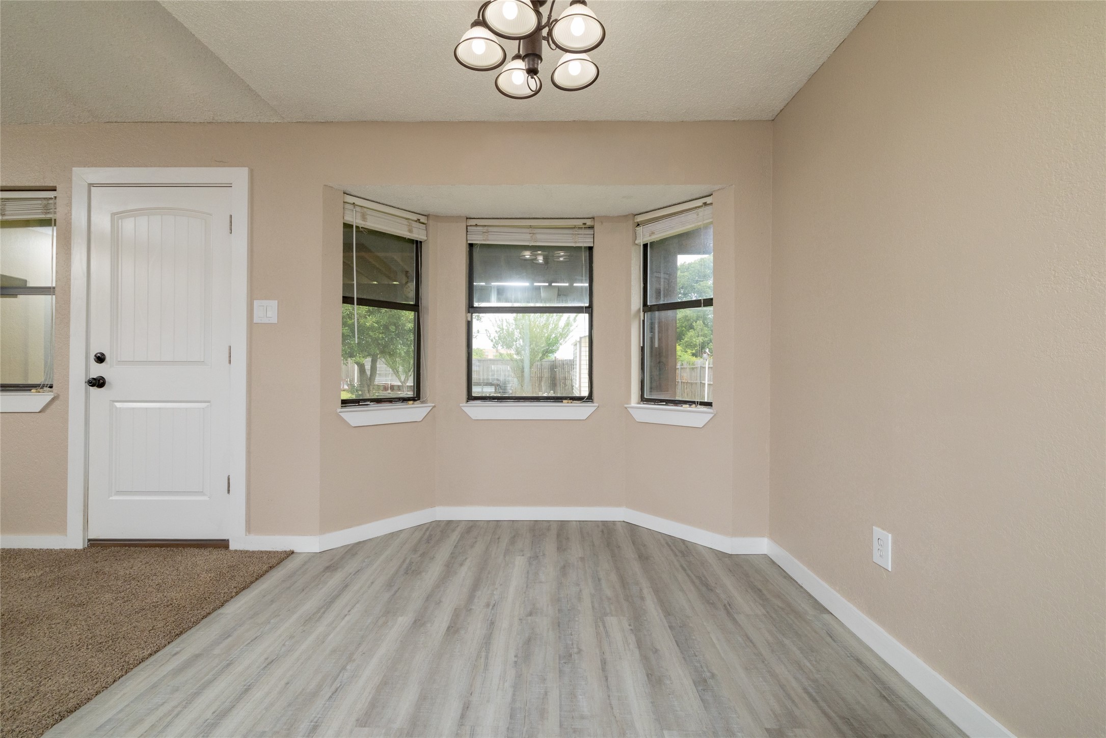 937 Springhill Drive Burleson TX 76028