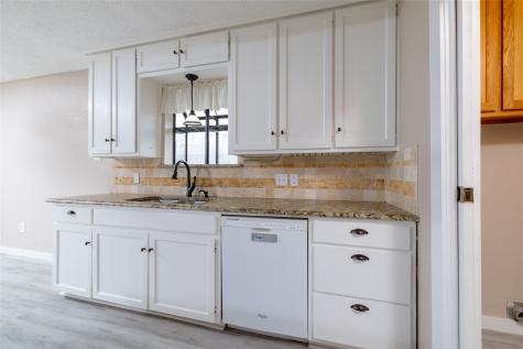 937 Springhill Drive Burleson TX 76028