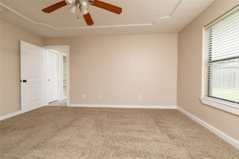 937 Springhill Drive Burleson TX 76028