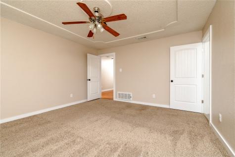 937 Springhill Drive Burleson TX 76028