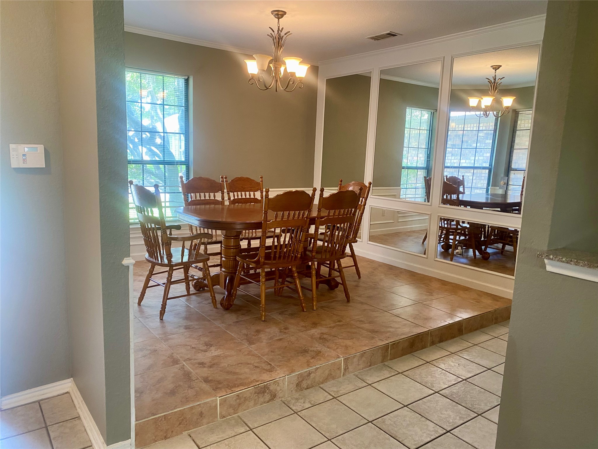4123 Lawngate Drive Dallas TX 75287