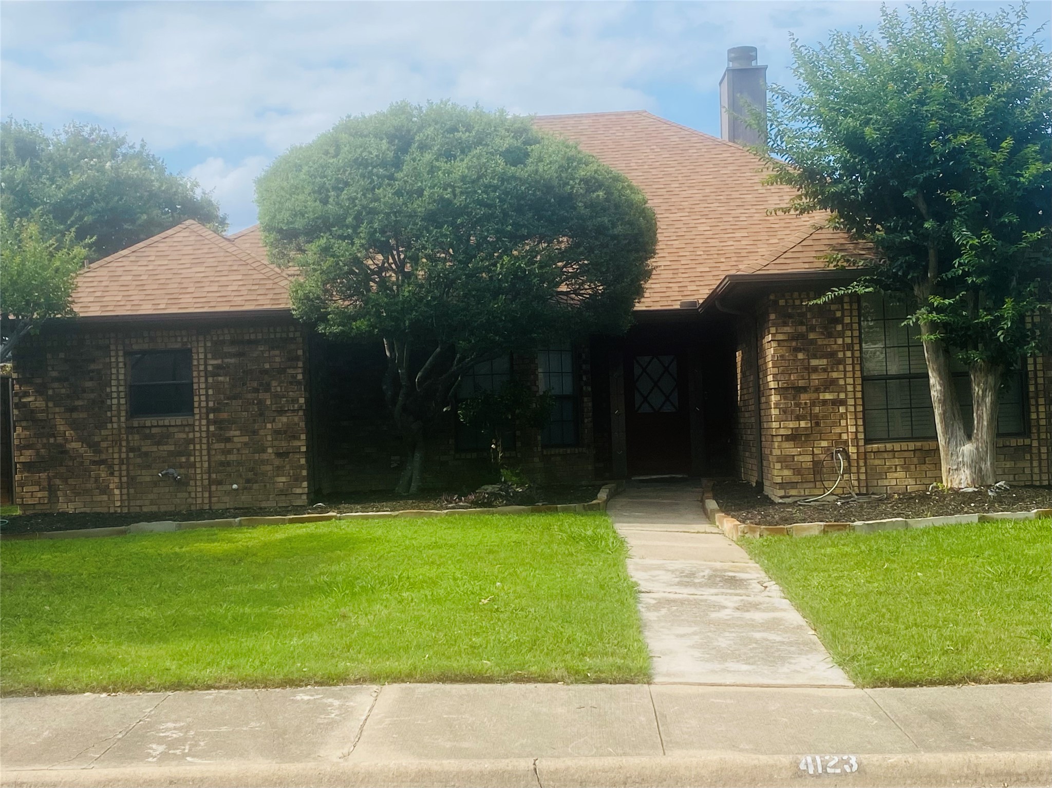 4123 Lawngate Drive Dallas TX 75287