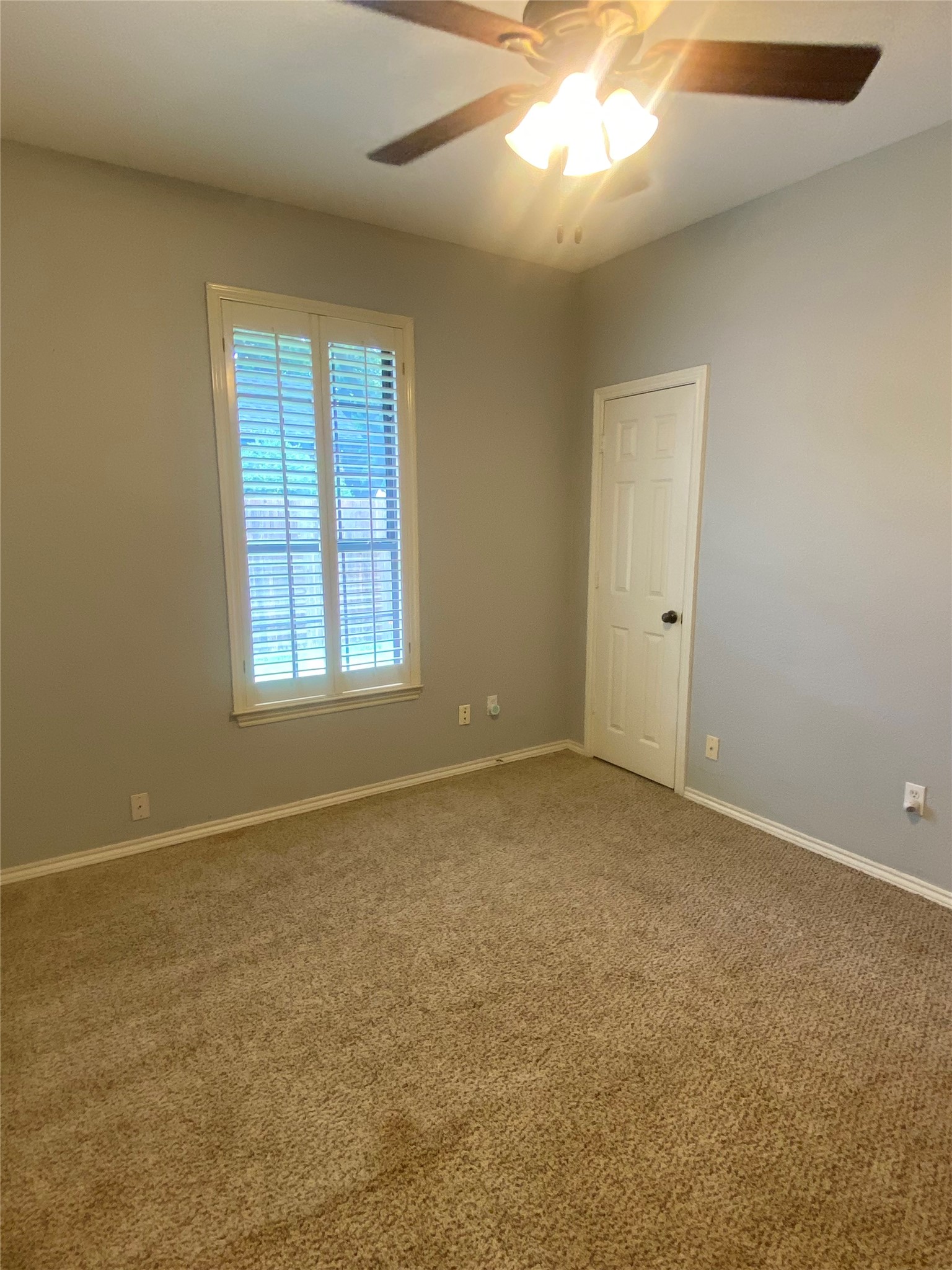 4123 Lawngate Drive Dallas TX 75287