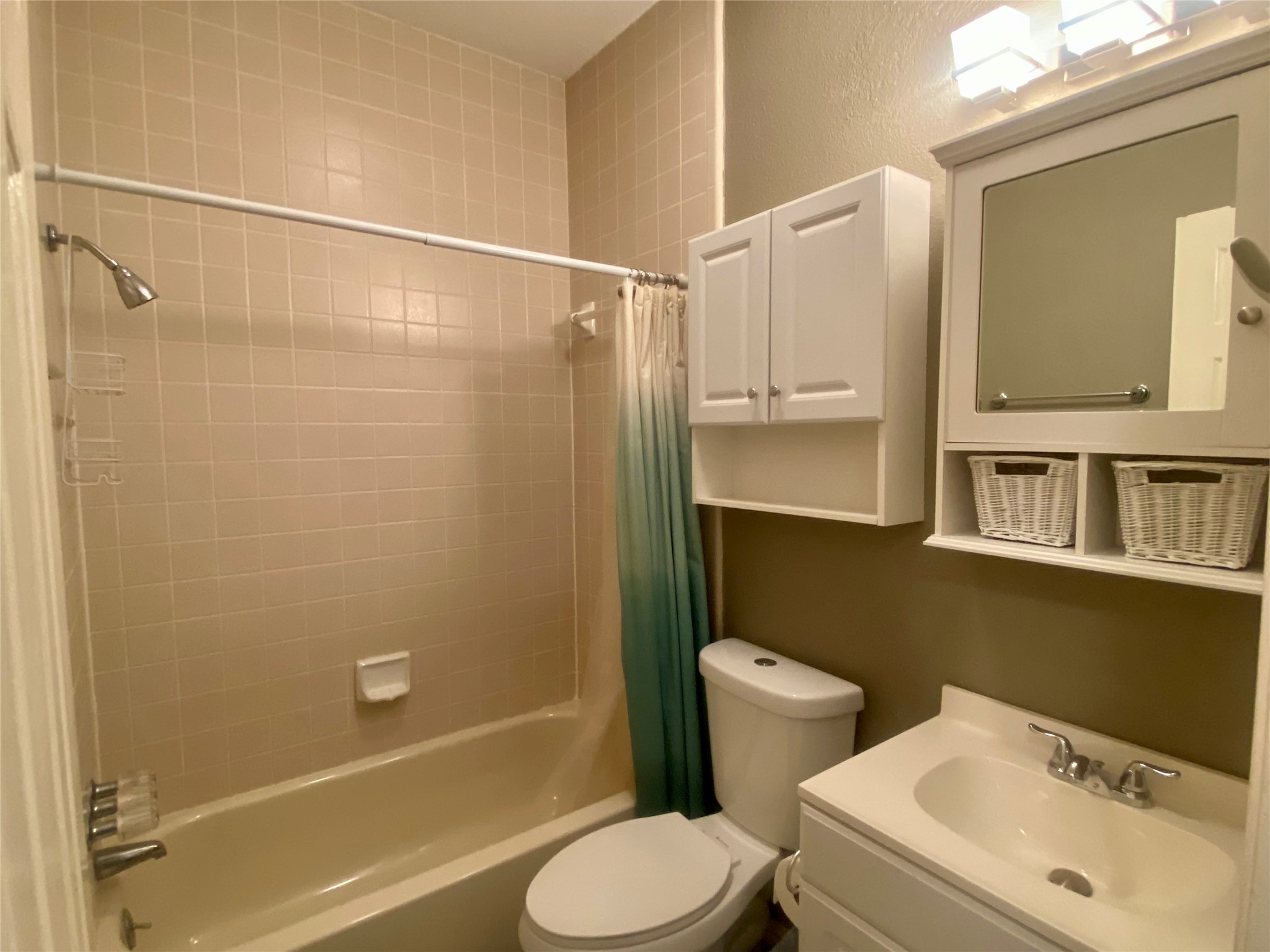 4123 Lawngate Drive Dallas TX 75287