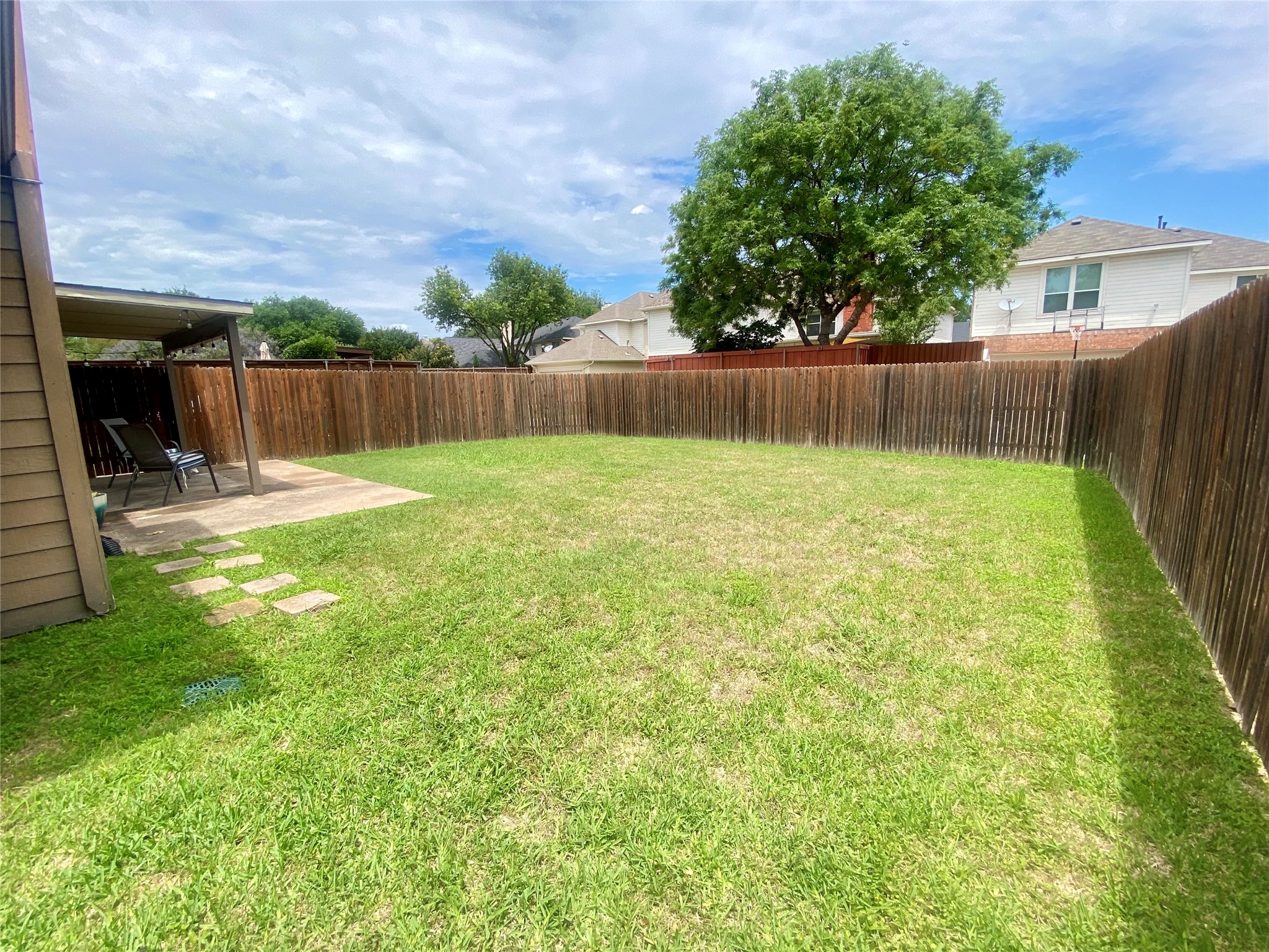 4123 Lawngate Drive Dallas TX 75287