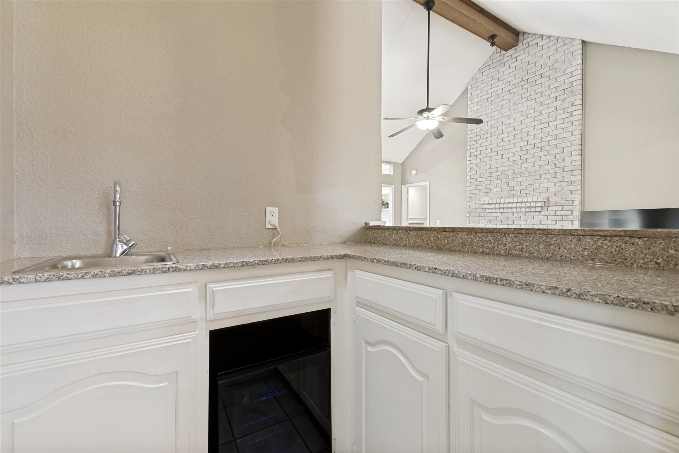 4123 Lawngate Drive Dallas TX 75287