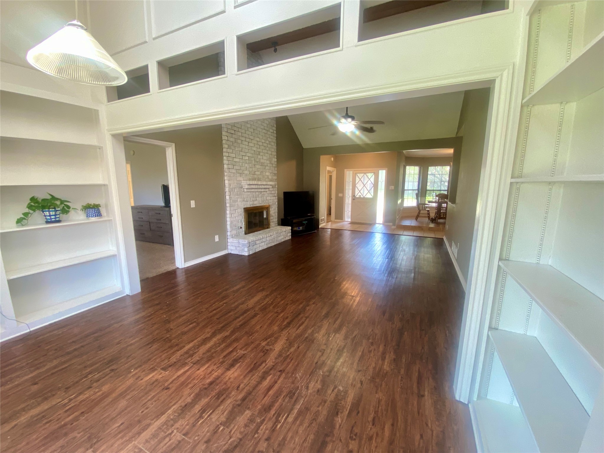 4123 Lawngate Drive Dallas TX 75287