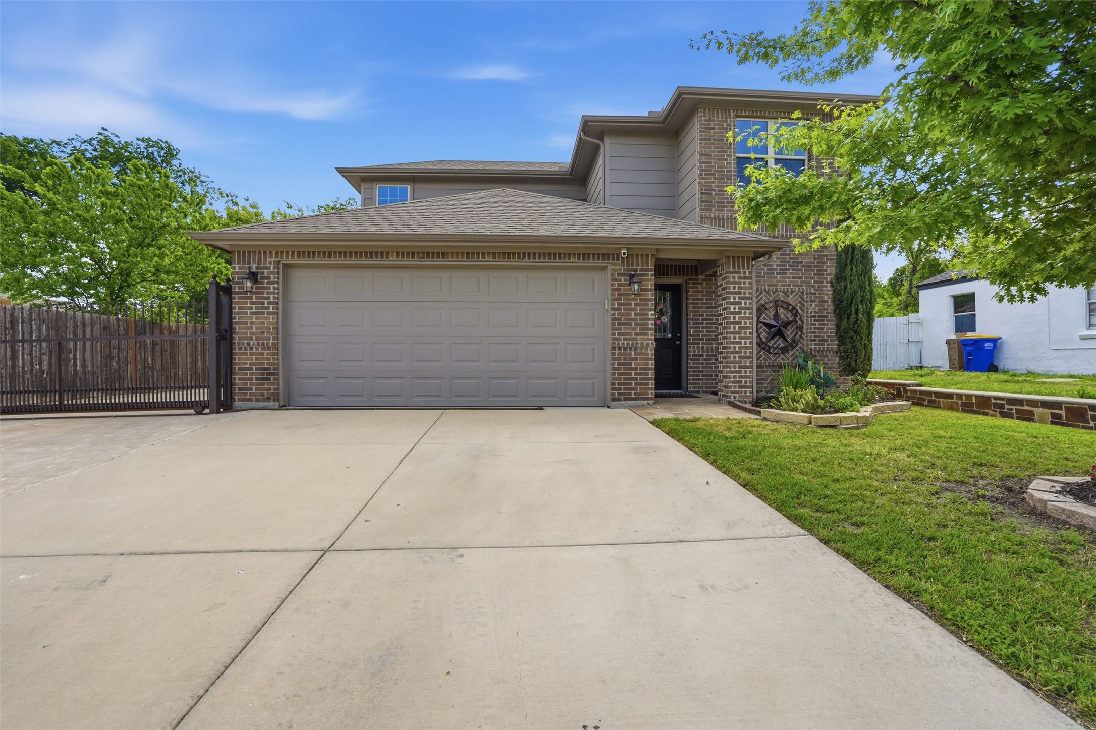 637 S Redford Lane White Settlement TX 76108