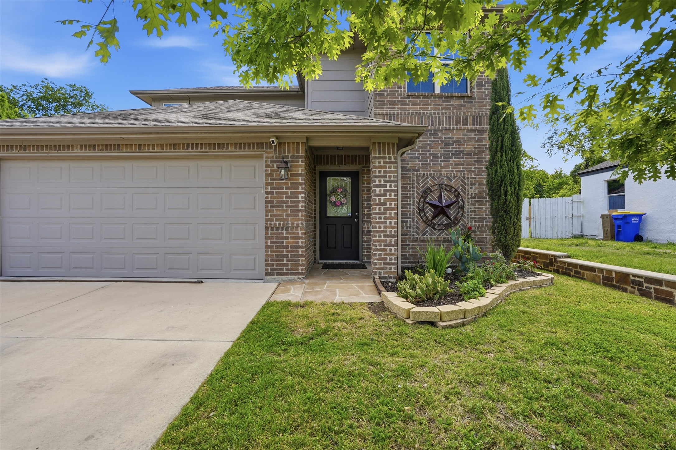637 S Redford Lane White Settlement TX 76108