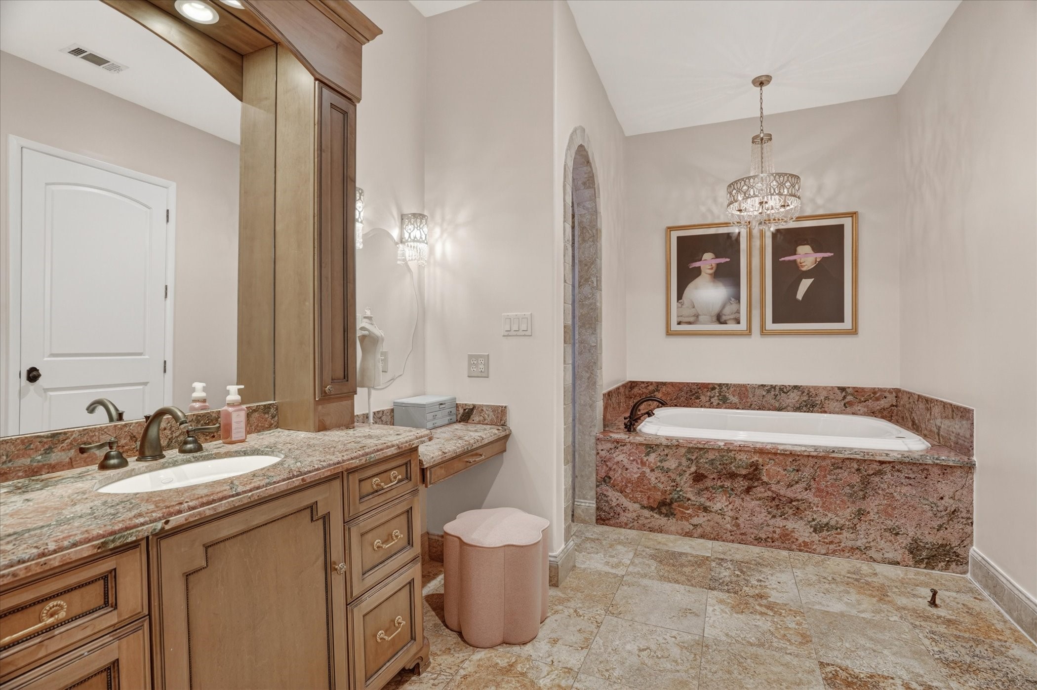 716 Flamingo Circle Burleson TX 76028