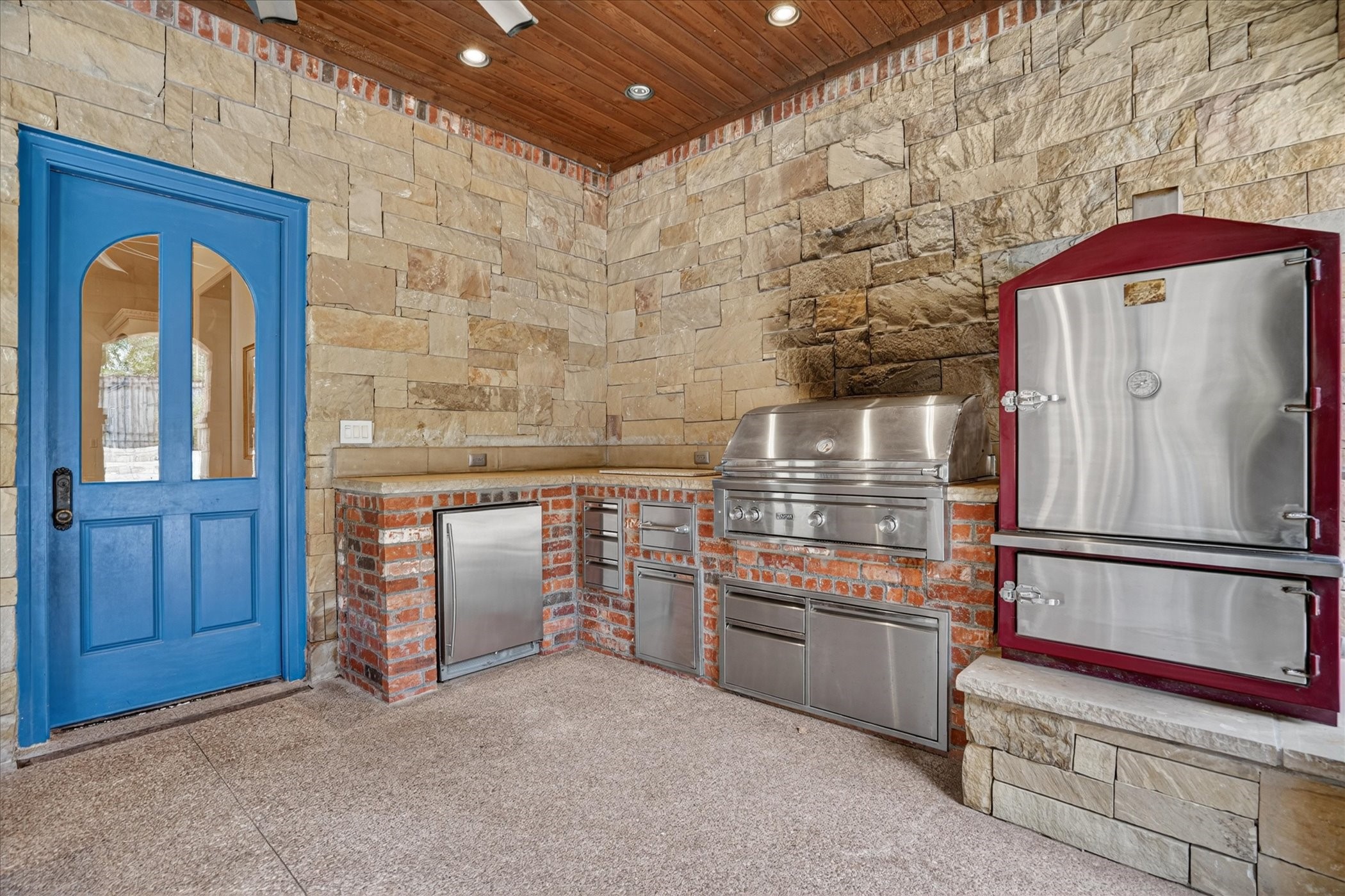 716 Flamingo Circle Burleson TX 76028
