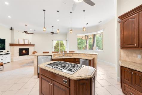 6204 Toscana Circle Fort Worth TX 76140