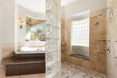 6204 Toscana Circle Fort Worth TX 76140