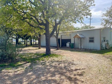 622 S Wickham Street Alvord TX 76225