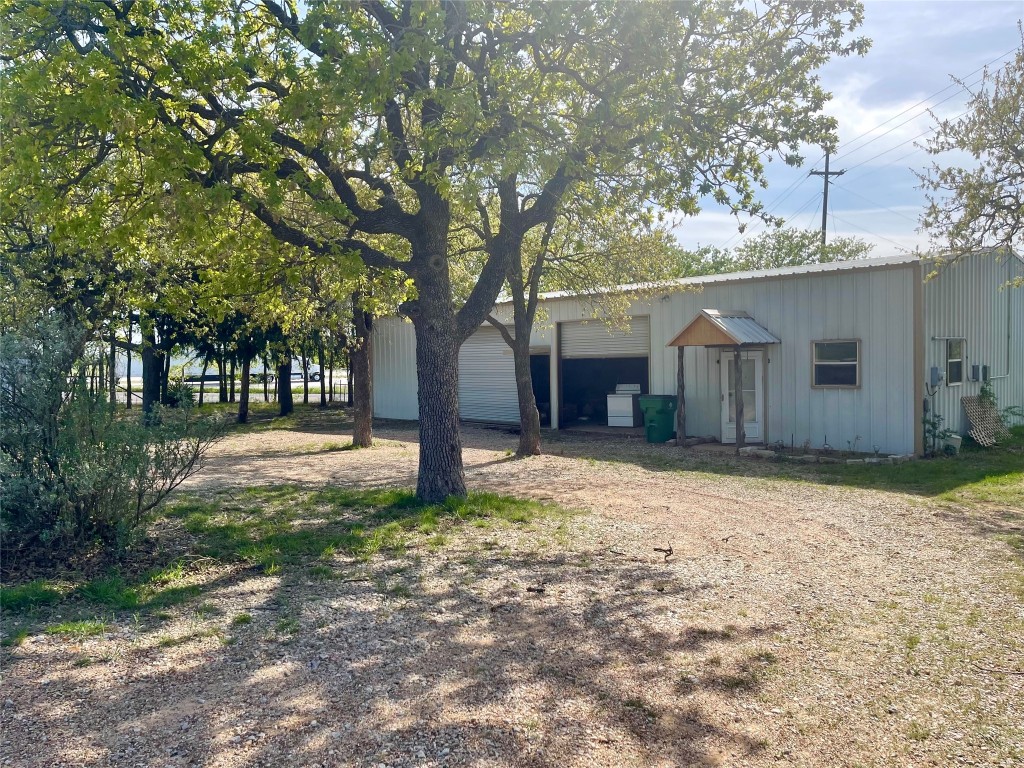 622 S Wickham Street Alvord TX 76225