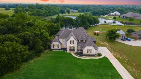38 Oak Creek Court Gunter TX 75058