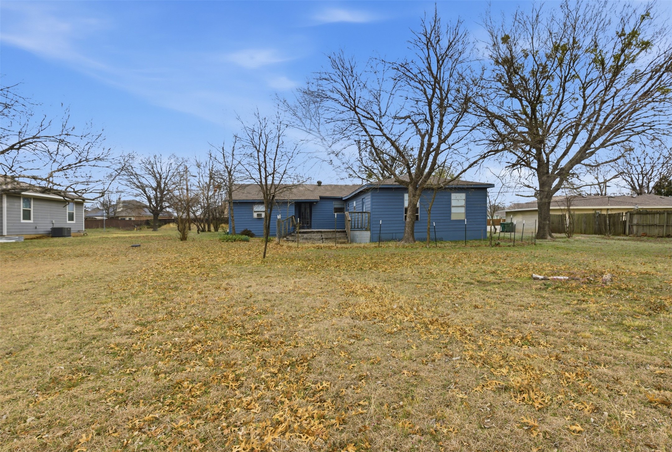 510 E State Highway 11 Tom Bean TX 75489