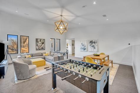 5947 Meadowcrest Drive Dallas TX 75230