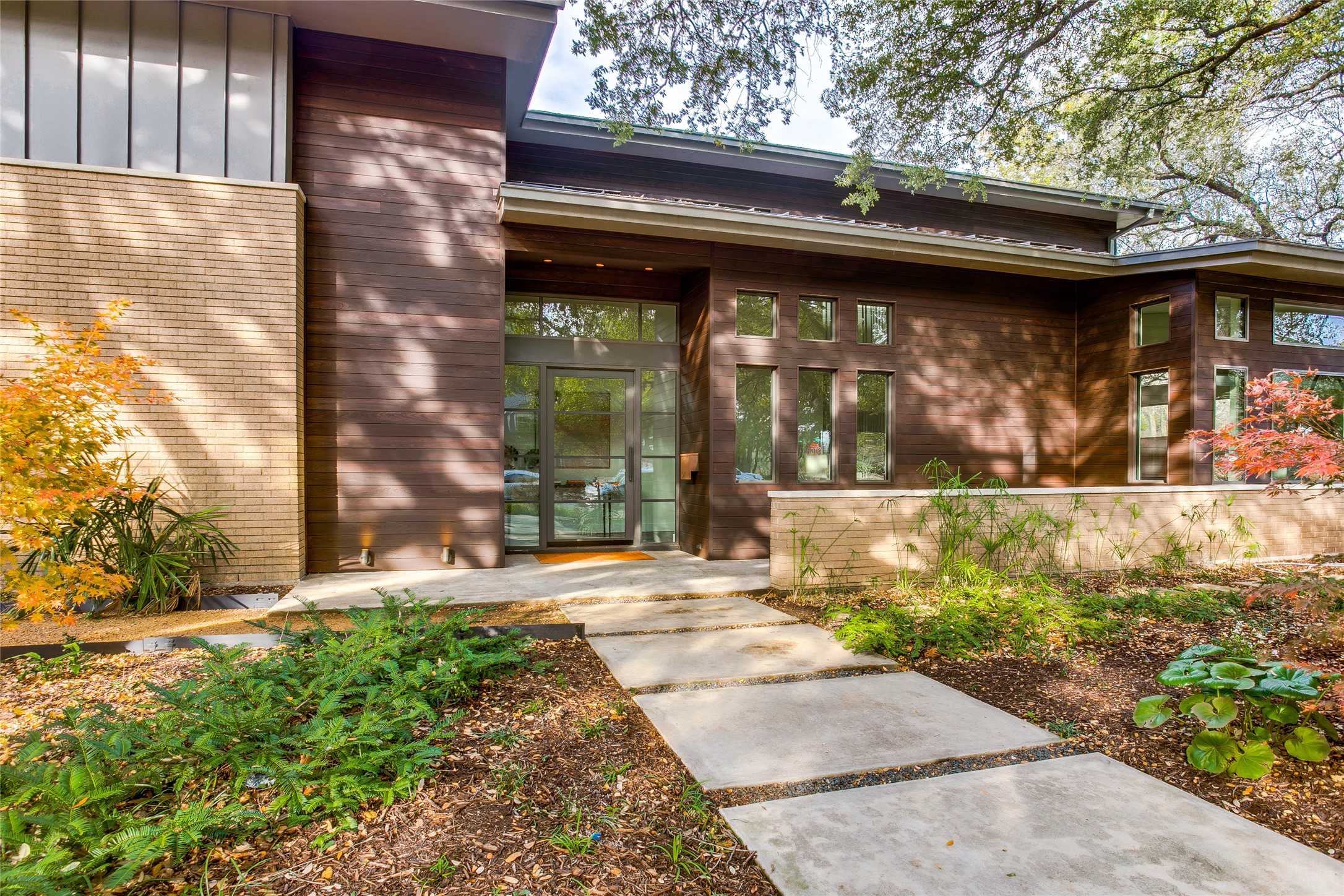 5947 Meadowcrest Drive Dallas TX 75230