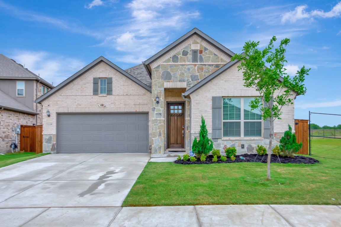 10409 Lakemont Drive Fort Worth TX 76131