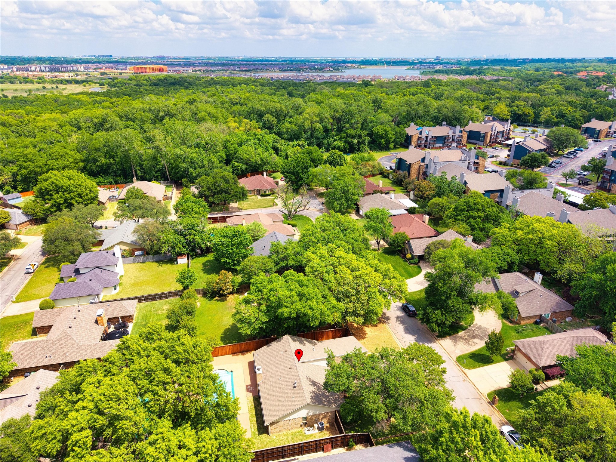 715 Hinsdale Drive Arlington TX 76006