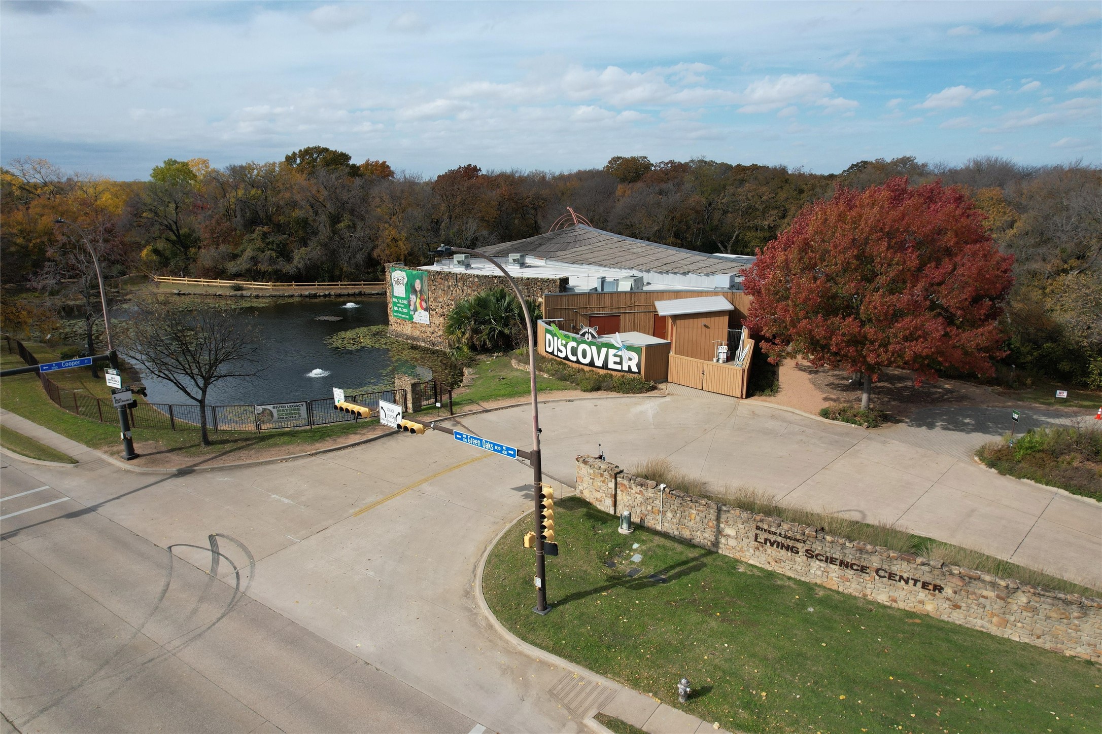 715 Hinsdale Drive Arlington TX 76006