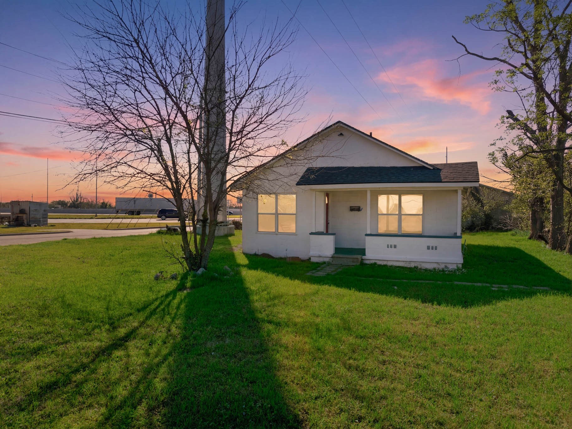 1323 Elm Waco TX 76704