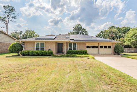 1902 Green Meadow Court Arlington TX 76013