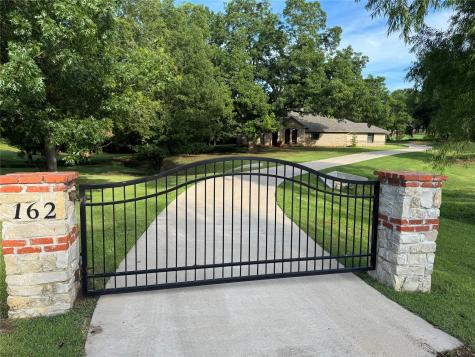162 Shady Oaks Circle Sherman TX 75092