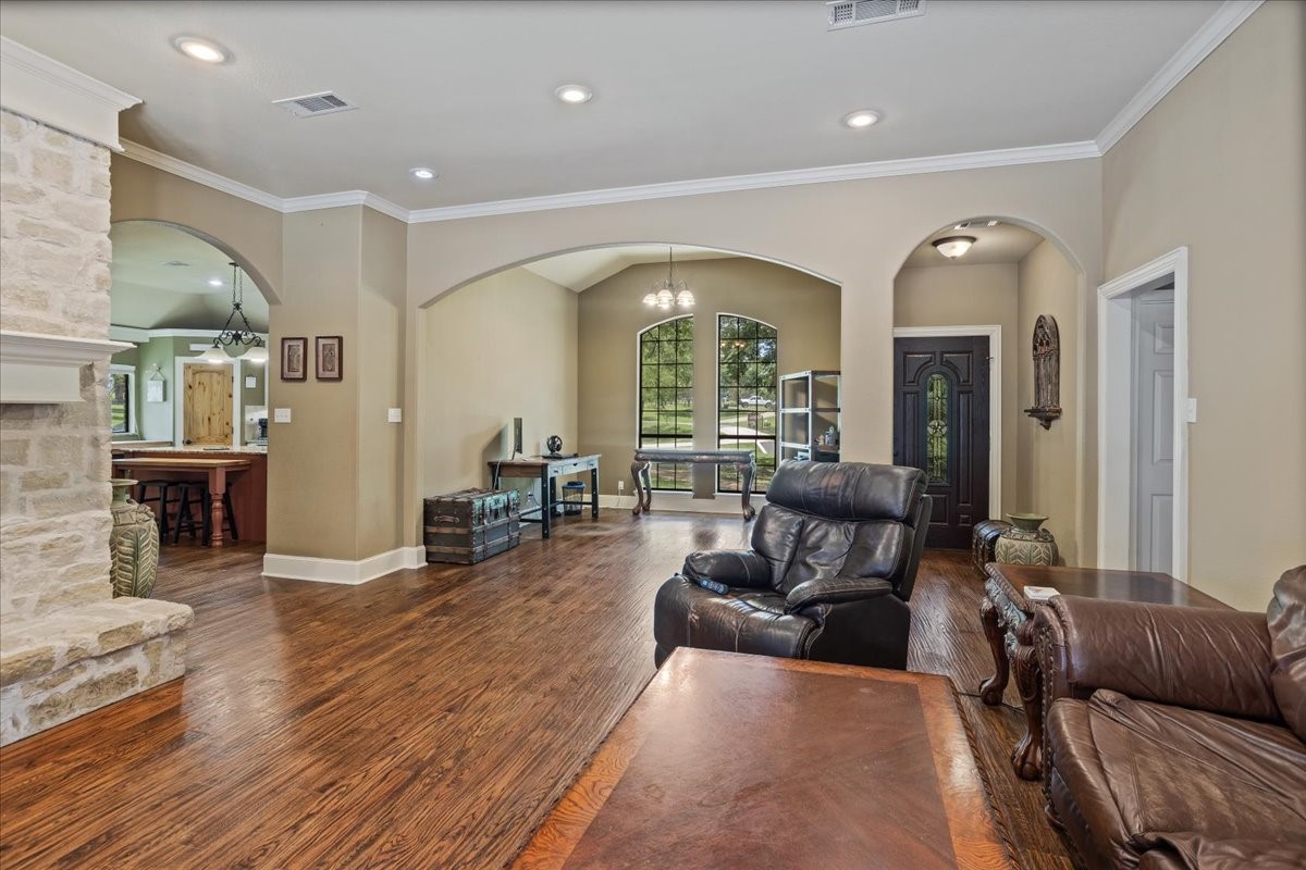 162 Shady Oaks Circle Sherman TX 75092