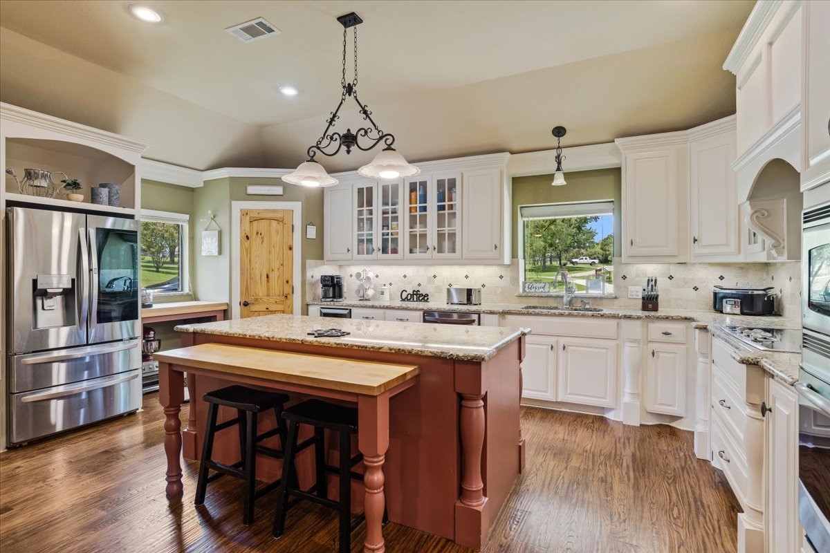 162 Shady Oaks Circle Sherman TX 75092