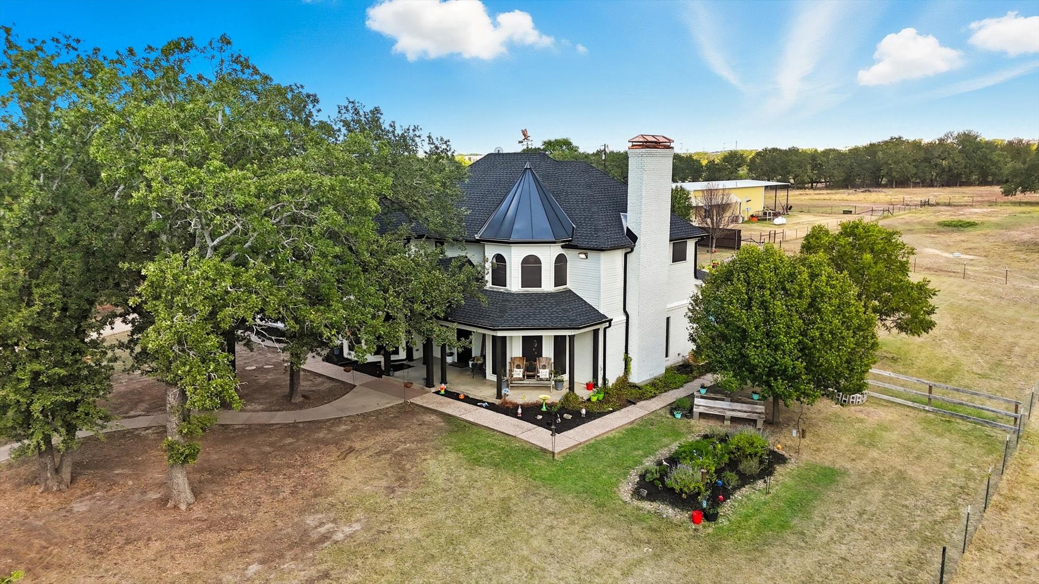 4011 E Bankhead Highway Hudson Oaks TX 76087