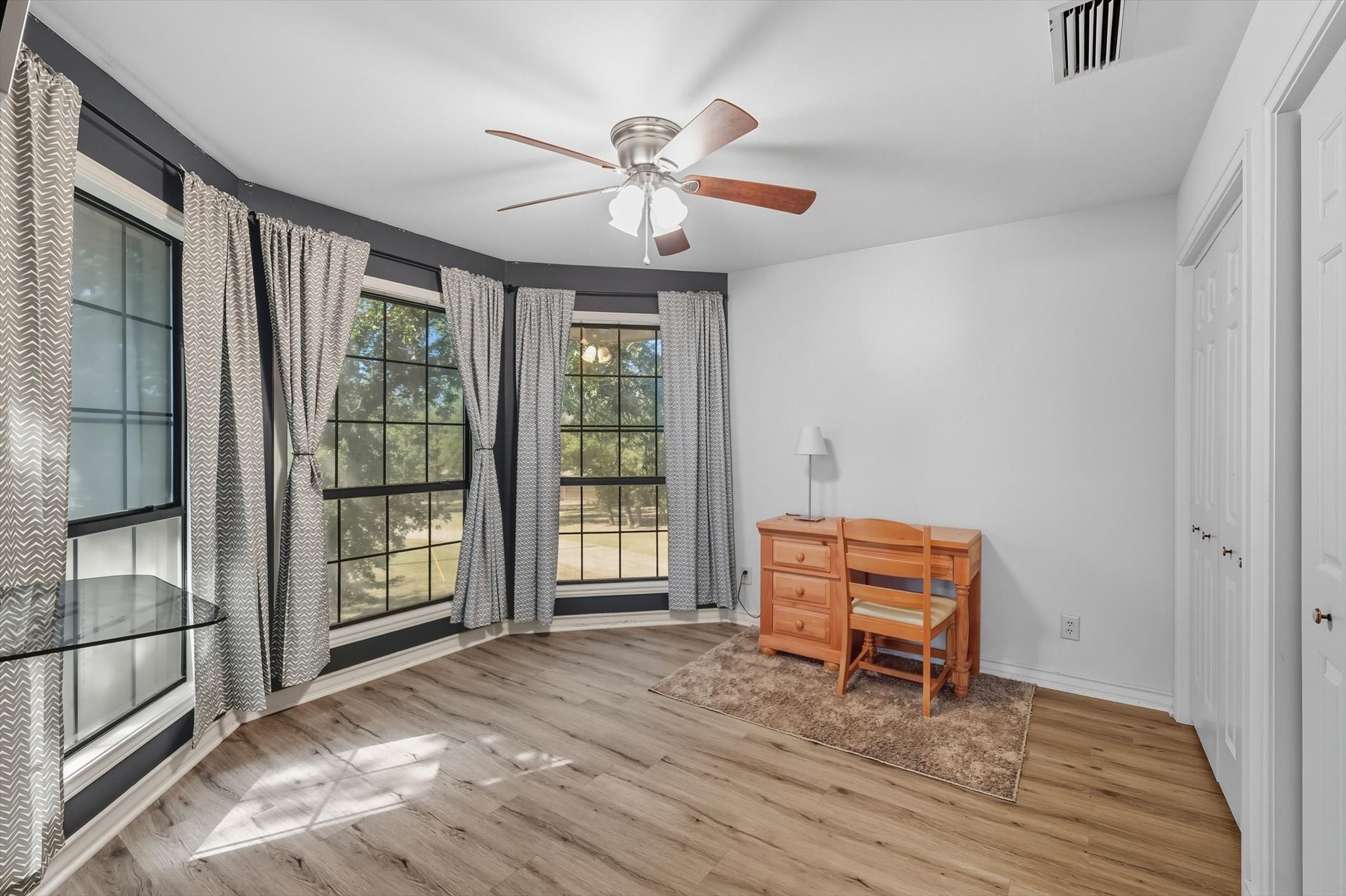 4011 E Bankhead Highway Hudson Oaks TX 76087