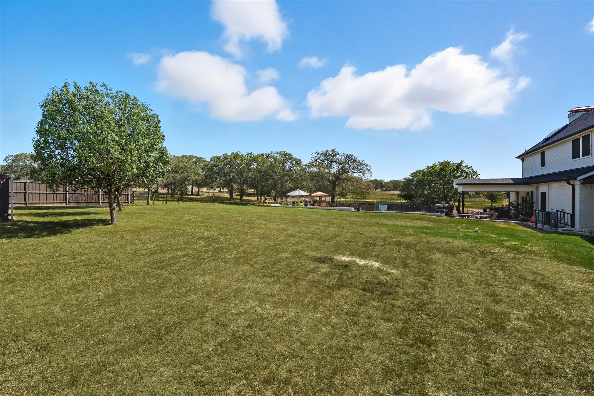 4011 E Bankhead Highway Hudson Oaks TX 76087