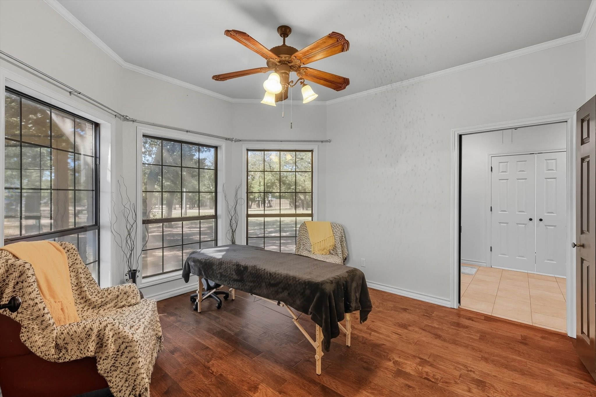 4011 E Bankhead Highway Hudson Oaks TX 76087