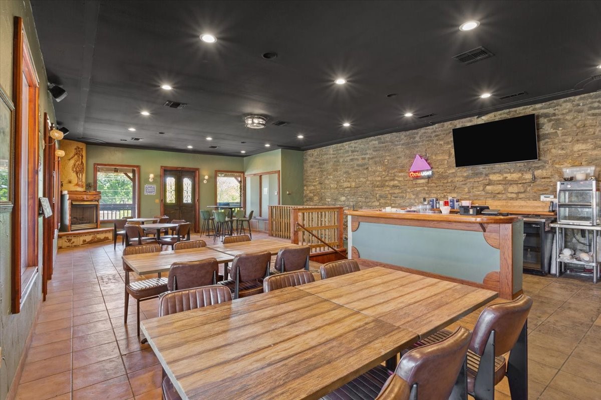 128 N Pecan Street Hico TX 76457
