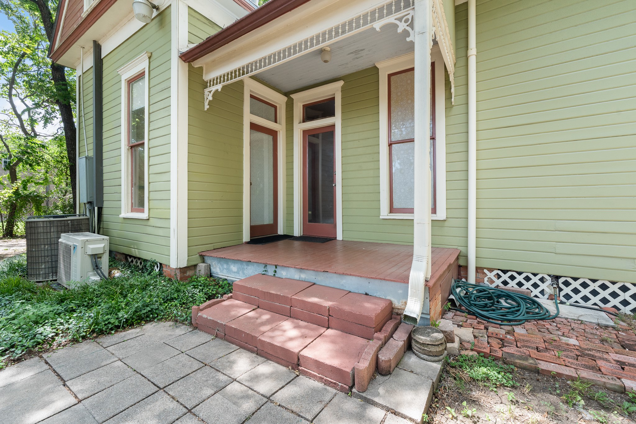 320 E Franklin Street Hillsboro TX 76645
