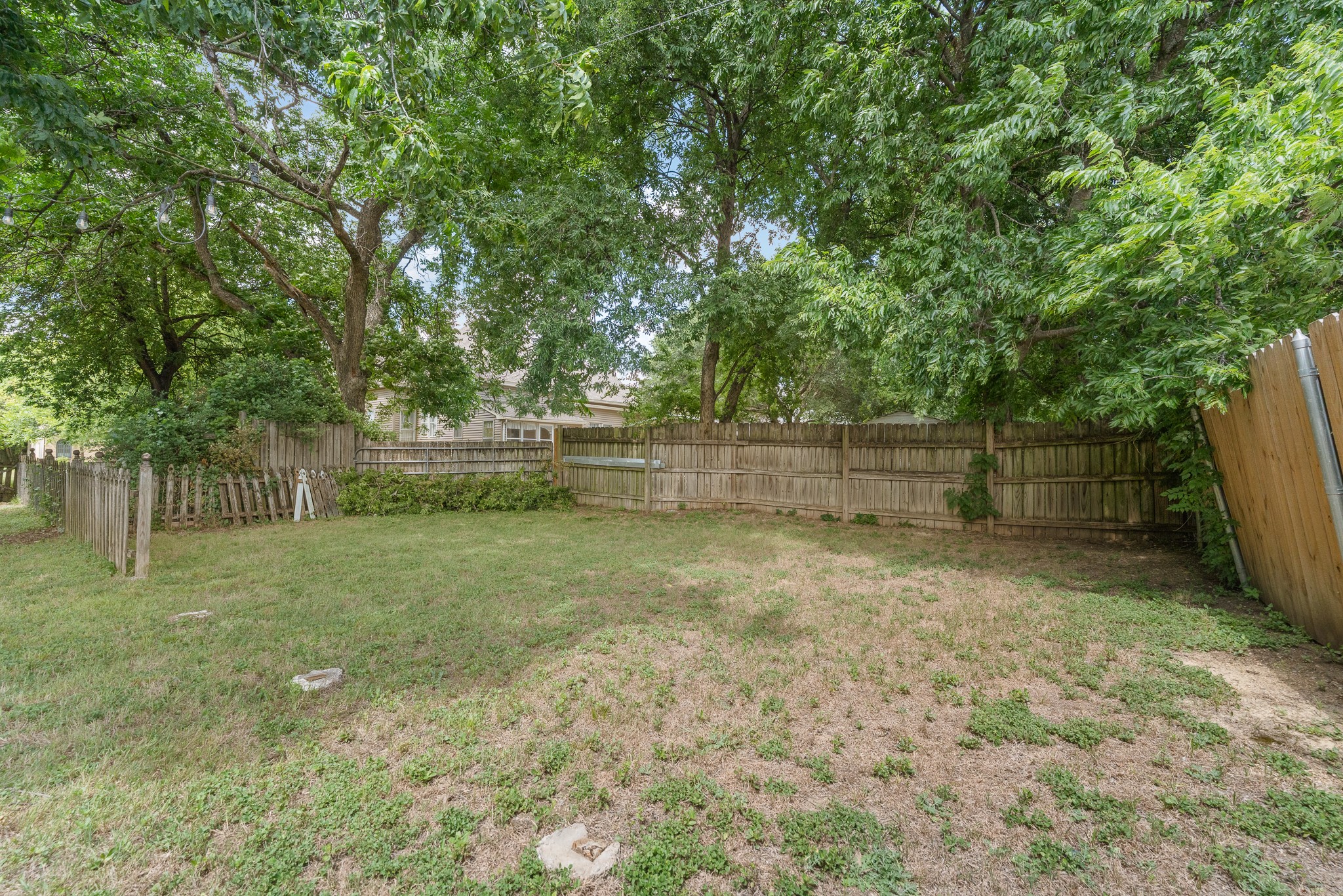 320 E Franklin Street Hillsboro TX 76645