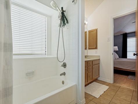 2109 Woodglen Drive Garland TX 75040